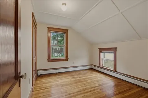 22 South Avenue Tiverton RI 02878