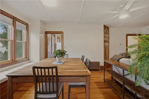 22 South Avenue Tiverton RI 02878