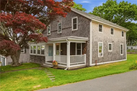 22 South Avenue Tiverton RI 02878