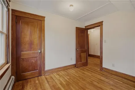22 South Avenue Tiverton RI 02878