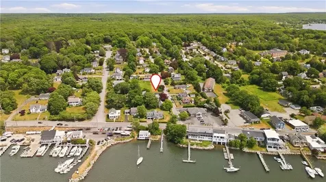 22 South Avenue Tiverton RI 02878