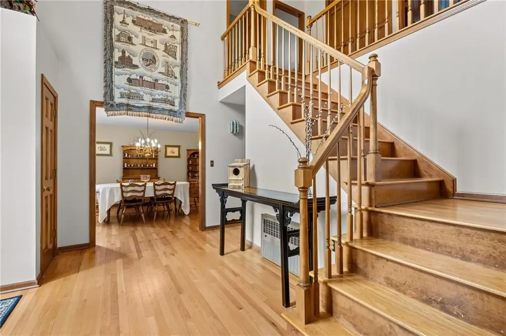 157 Tara Lane Woonsocket RI 02895