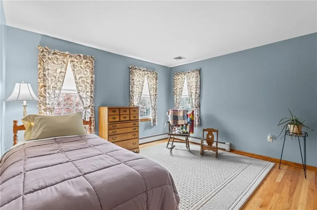 157 Tara Lane Woonsocket RI 02895