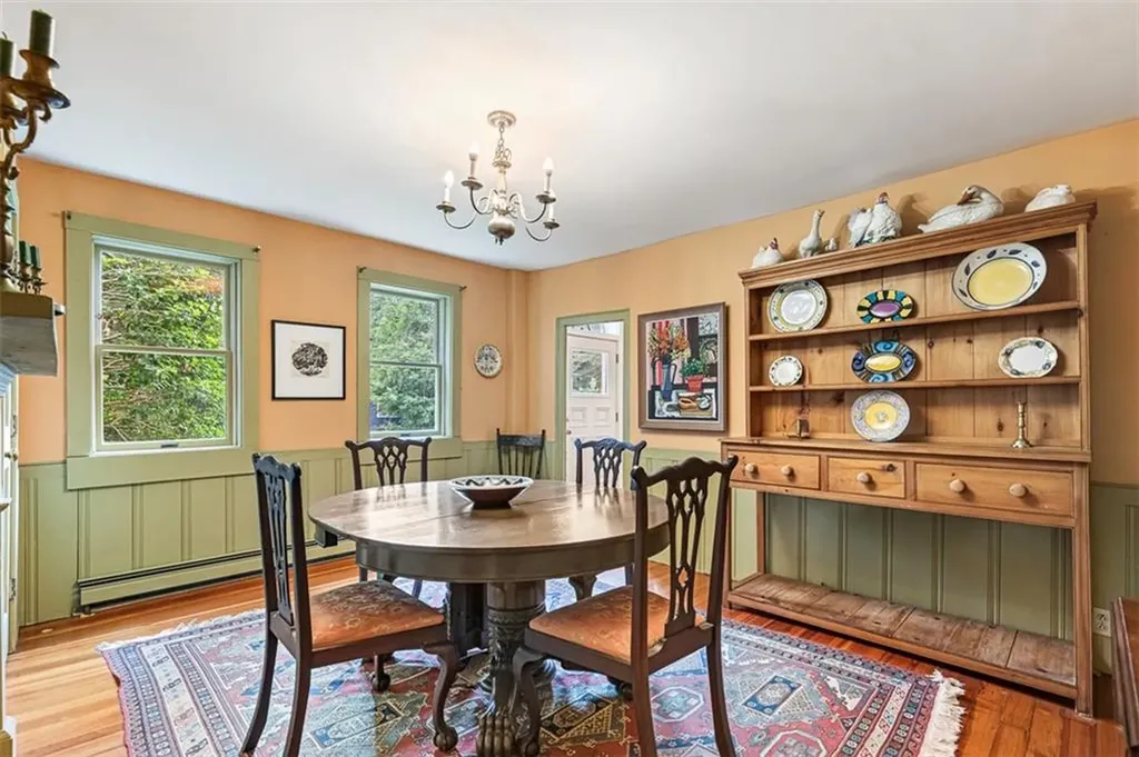 462 Ledge Road Seekonk MA 02771