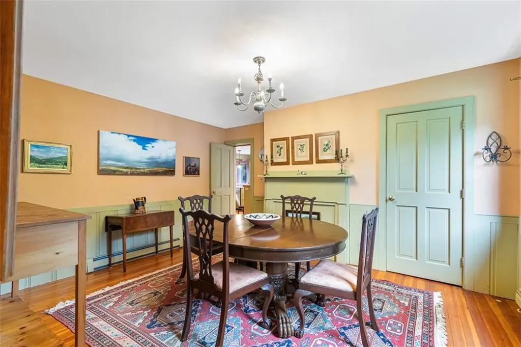 462 Ledge Road Seekonk MA 02771
