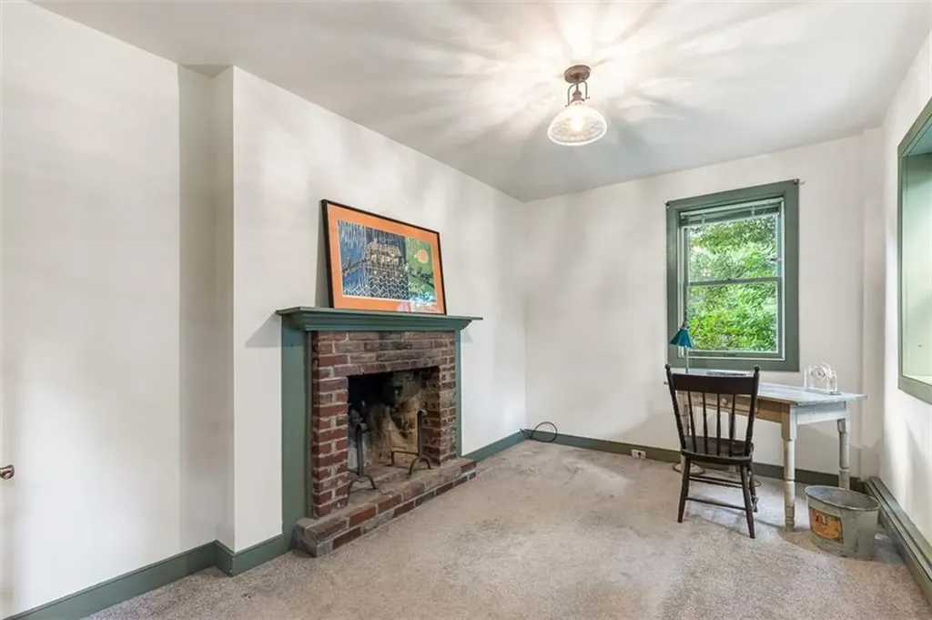 462 Ledge Road Seekonk MA 02771