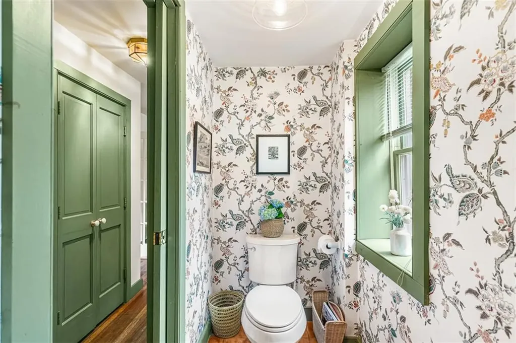 462 Ledge Road Seekonk MA 02771