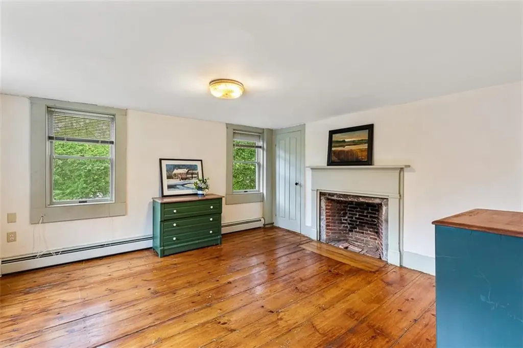 462 Ledge Road Seekonk MA 02771