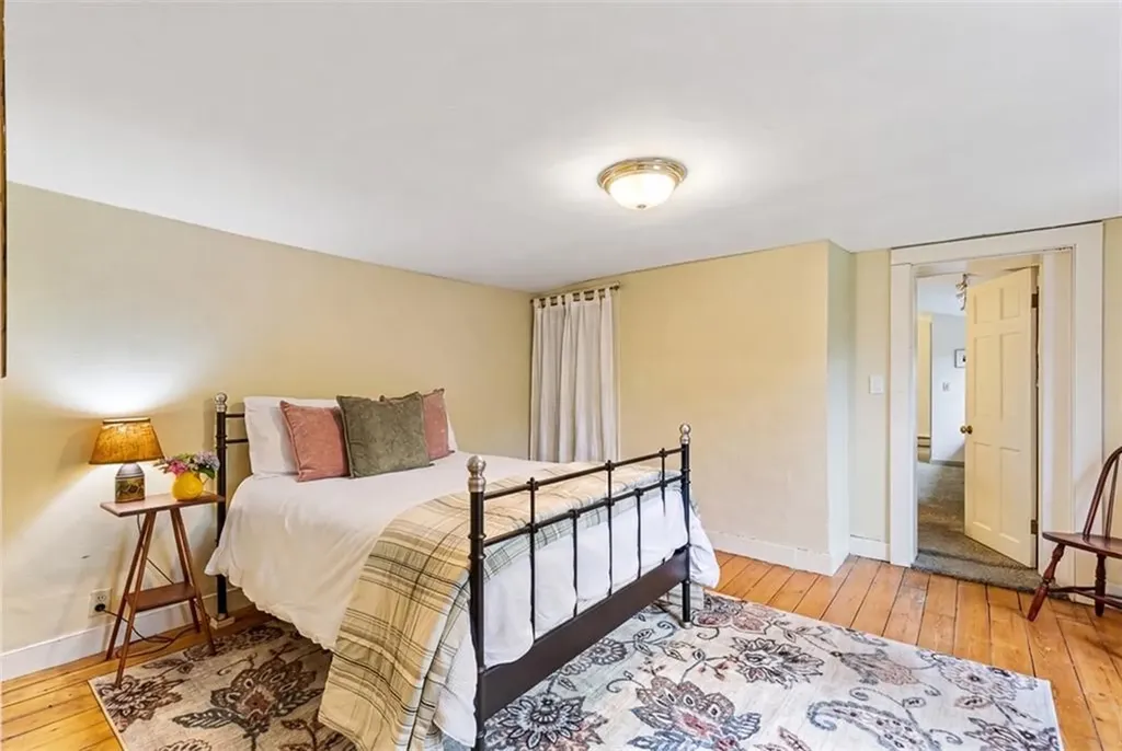 462 Ledge Road Seekonk MA 02771