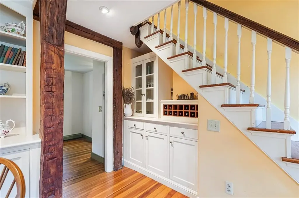 462 Ledge Road Seekonk MA 02771