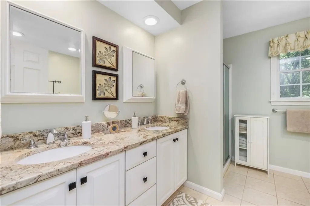 11 Prides Crossing Lane North Kingstown RI 02874