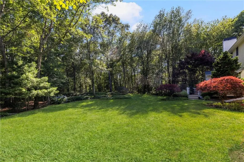 11 Prides Crossing Lane North Kingstown RI 02874