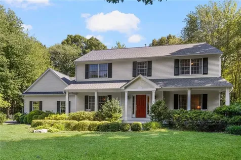 11 Prides Crossing Lane North Kingstown RI 02874