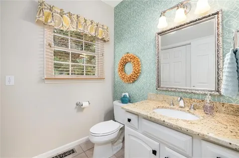11 Prides Crossing Lane North Kingstown RI 02874