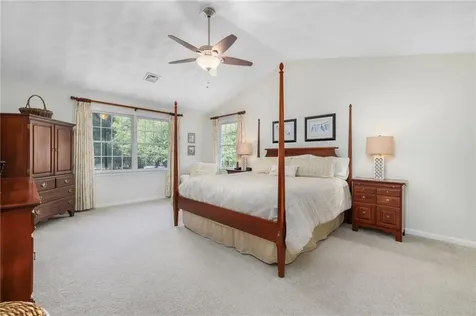 11 Prides Crossing Lane North Kingstown RI 02874