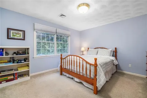 11 Prides Crossing Lane North Kingstown RI 02874