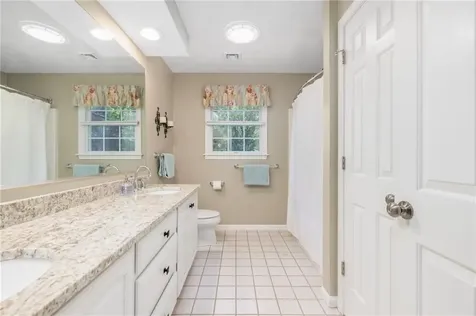 11 Prides Crossing Lane North Kingstown RI 02874