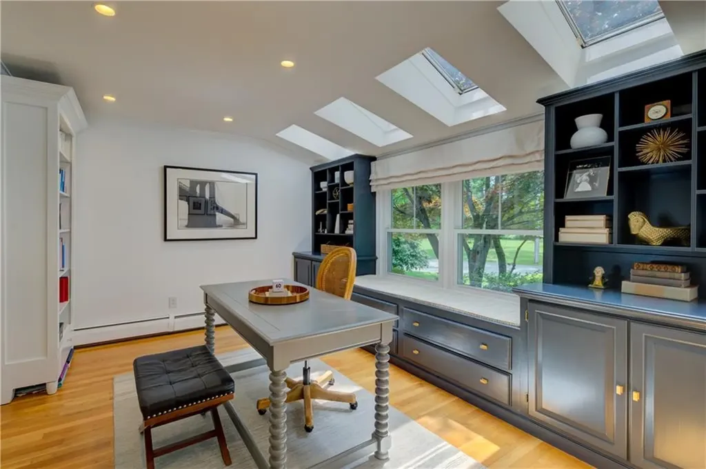 22 Pine Top Road Barrington RI 02806