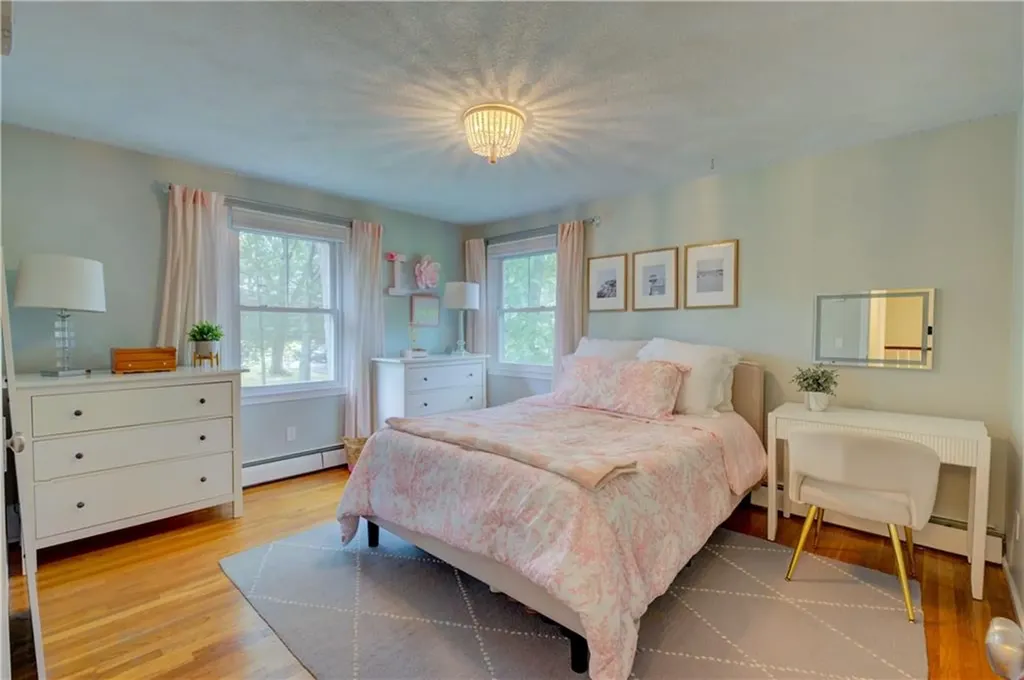 22 Pine Top Road Barrington RI 02806