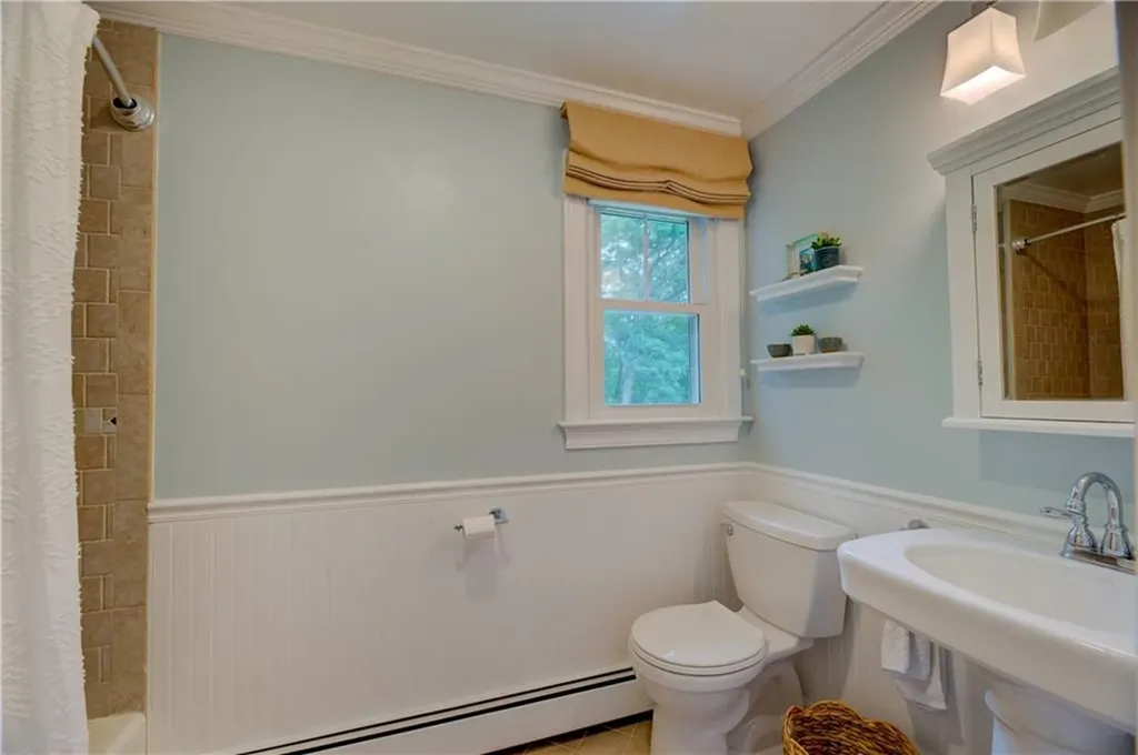 22 Pine Top Road Barrington RI 02806