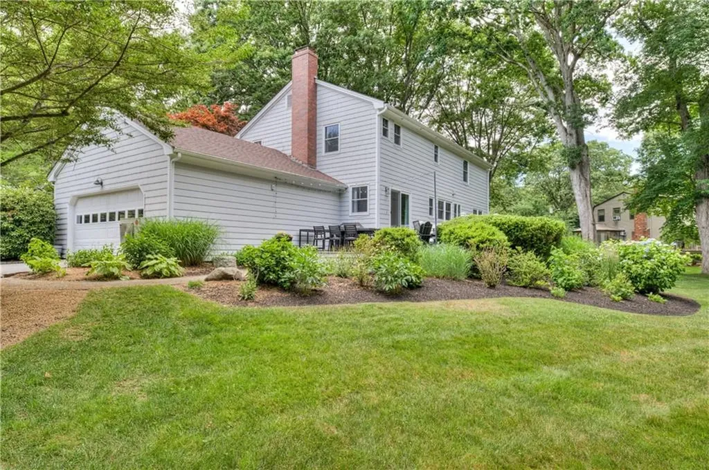 22 Pine Top Road Barrington RI 02806