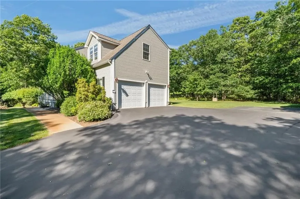 79 Clearview Drive Richmond RI 02892