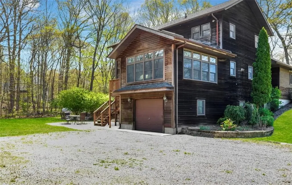 2 Overlook Drive Hopkinton RI 02804