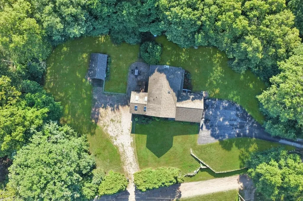 2 Overlook Drive Hopkinton RI 02804