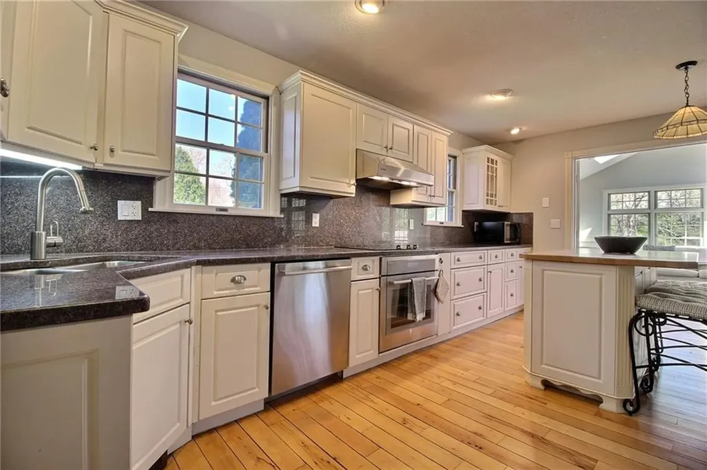 2 Overlook Drive Hopkinton RI 02804
