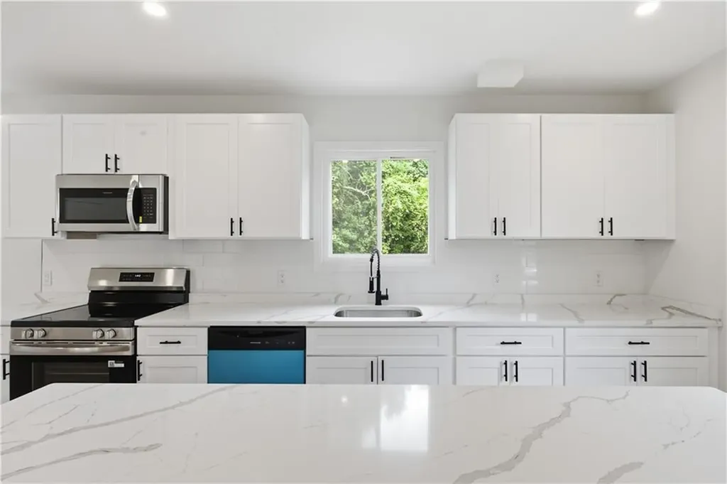 44 Park Place Burrillville RI 02859