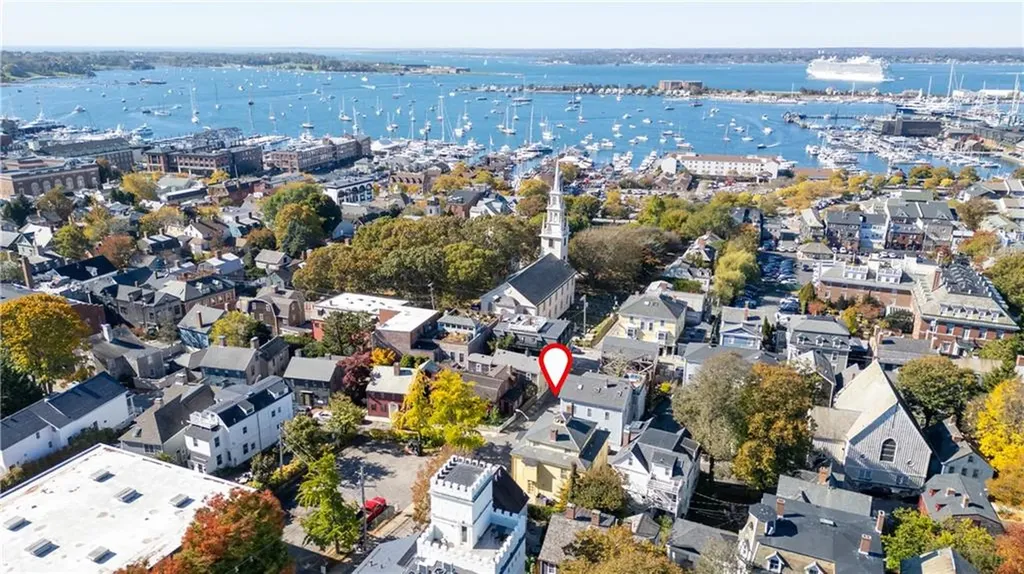 70 Church Street Newport RI 02840