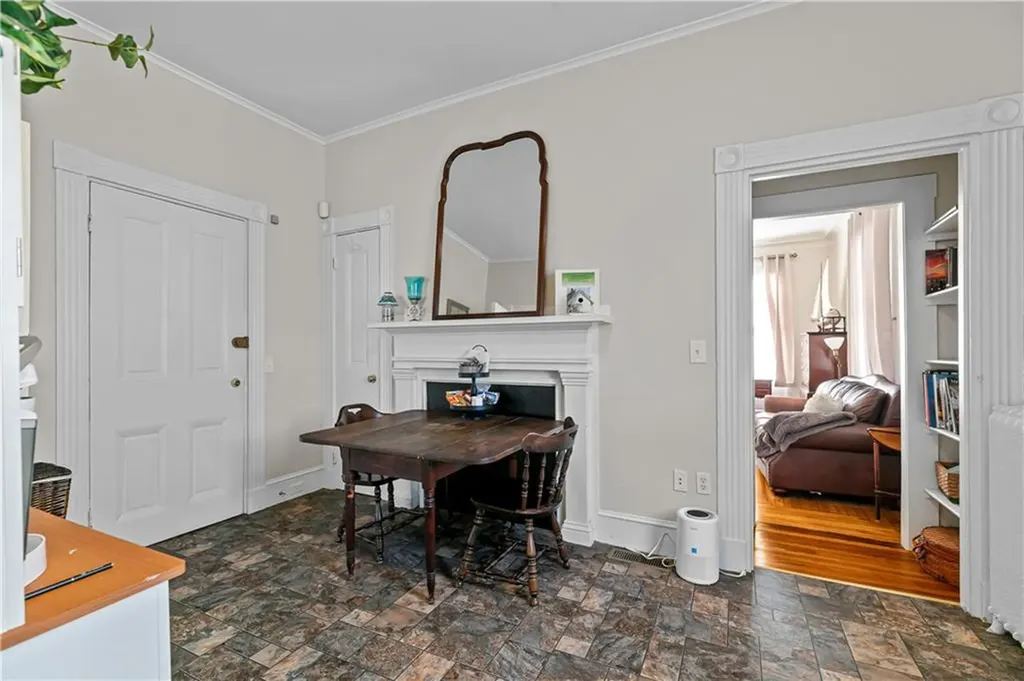 70 Church Street Newport RI 02840