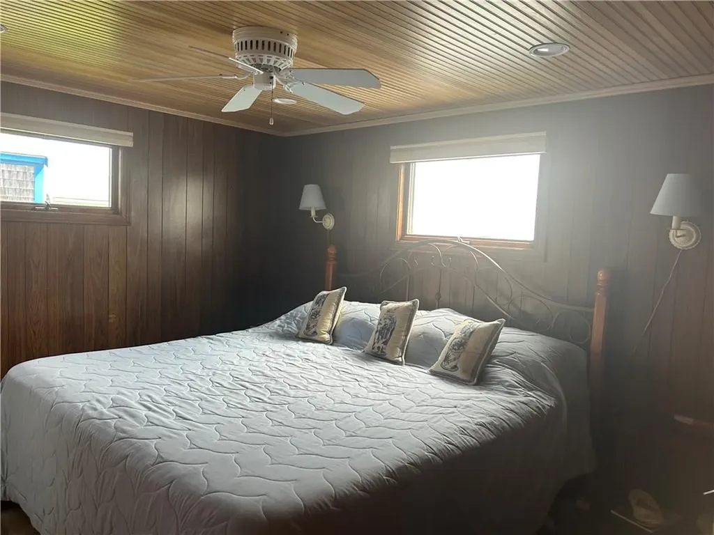 25 Champlin Avenue Narragansett RI 02879