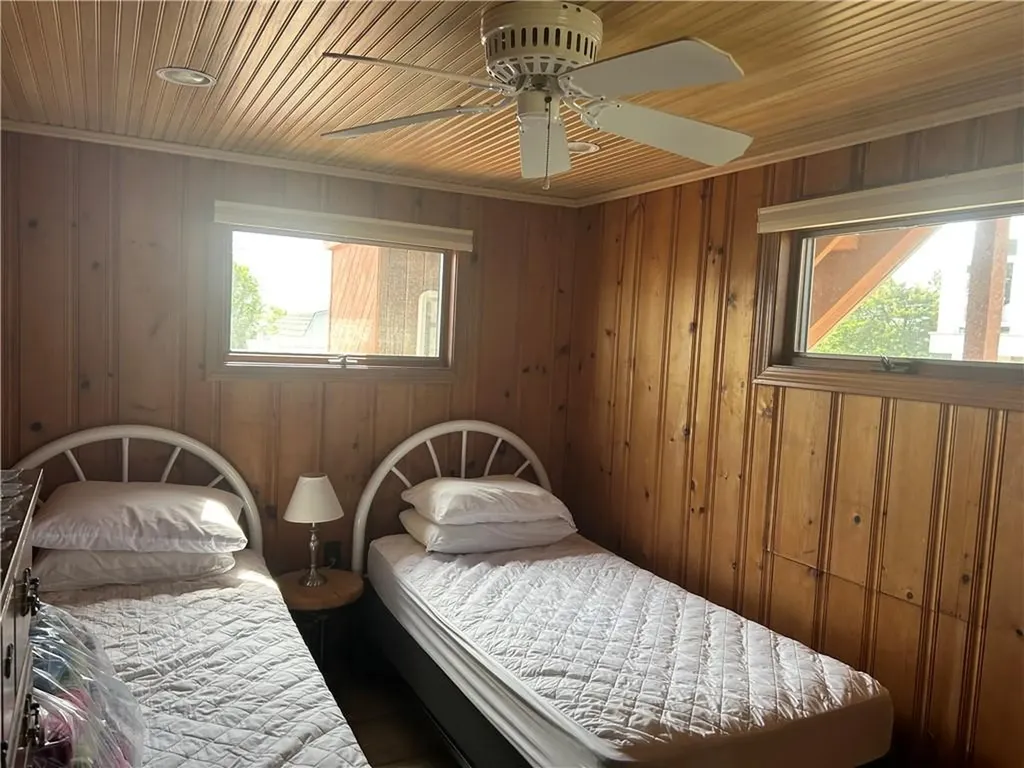 25 Champlin Avenue Narragansett RI 02879