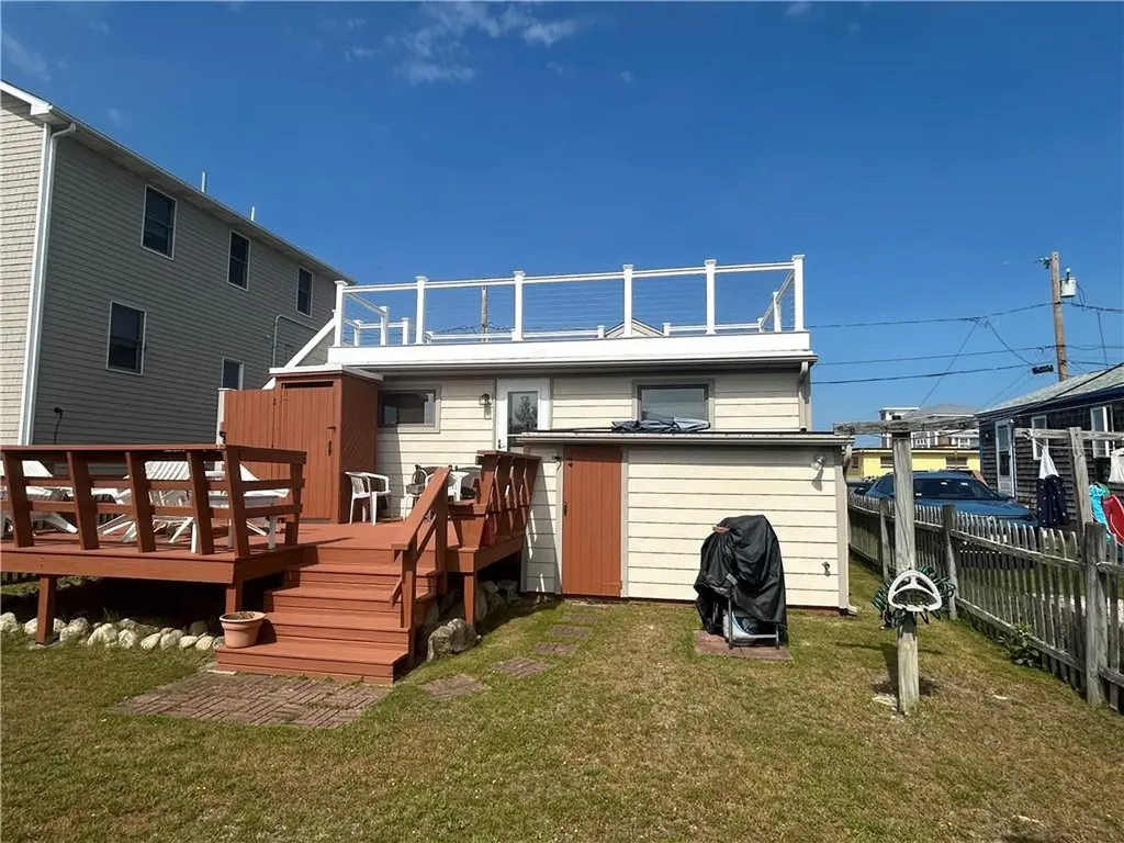 25 Champlin Avenue Narragansett RI 02879