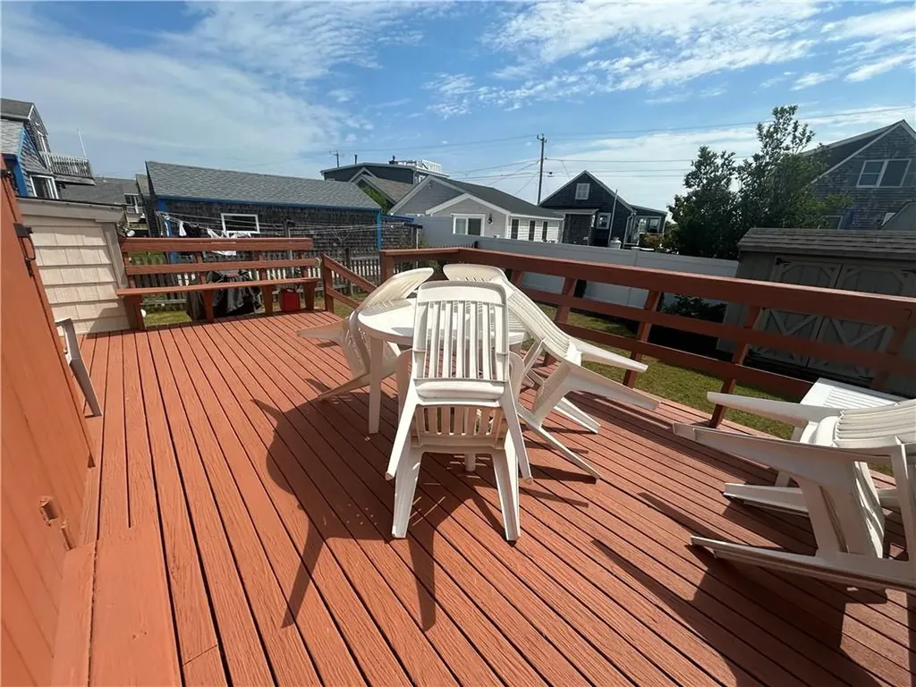 25 Champlin Avenue Narragansett RI 02879