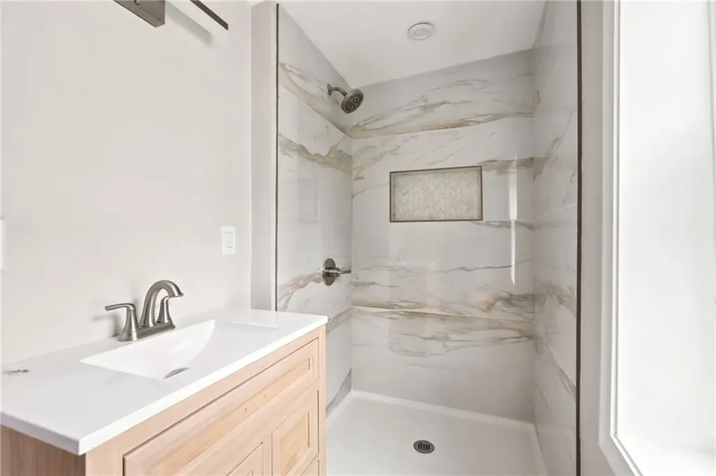 65 New London Avenue Warwick RI 02886