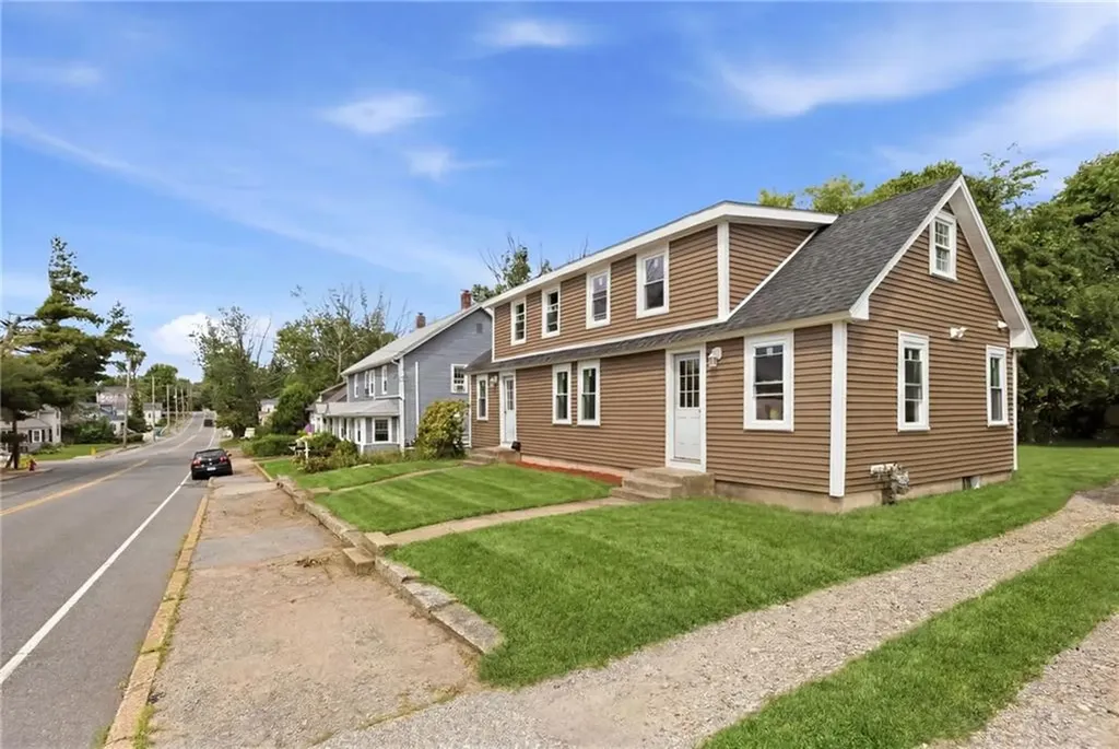 65 New London Avenue Warwick RI 02886