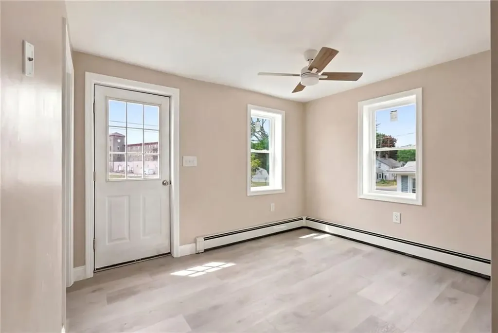 65 New London Avenue Warwick RI 02886