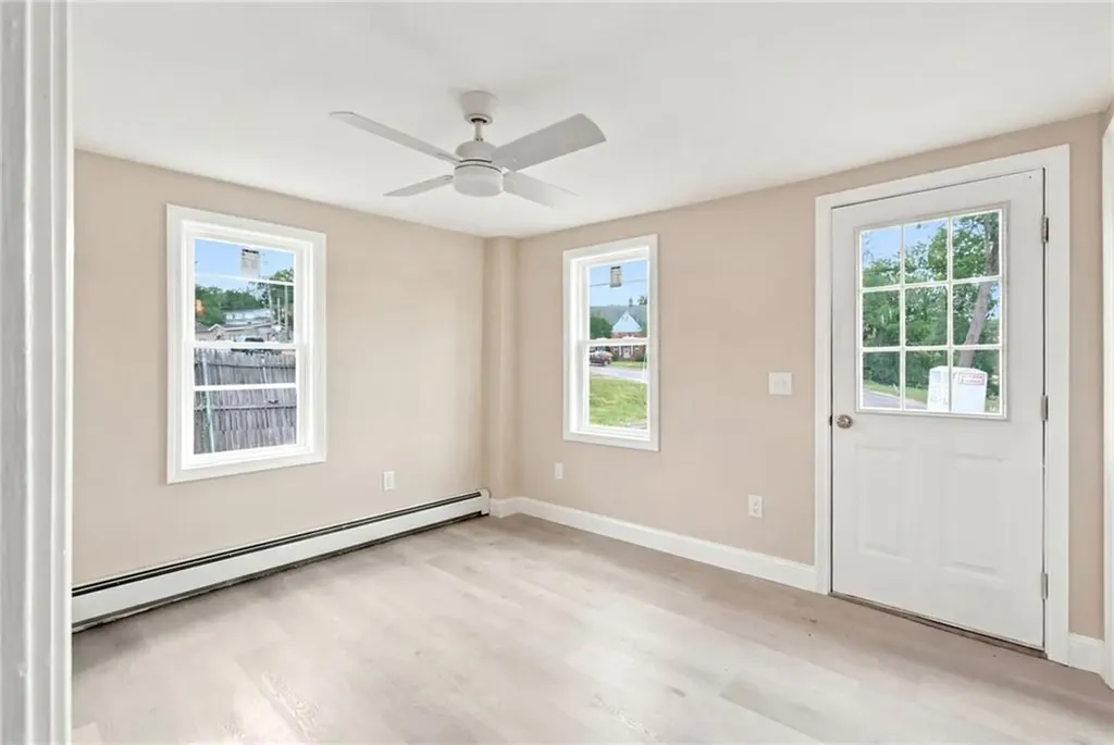 65 New London Avenue Warwick RI 02886
