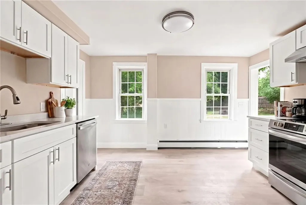 65 New London Avenue Warwick RI 02886
