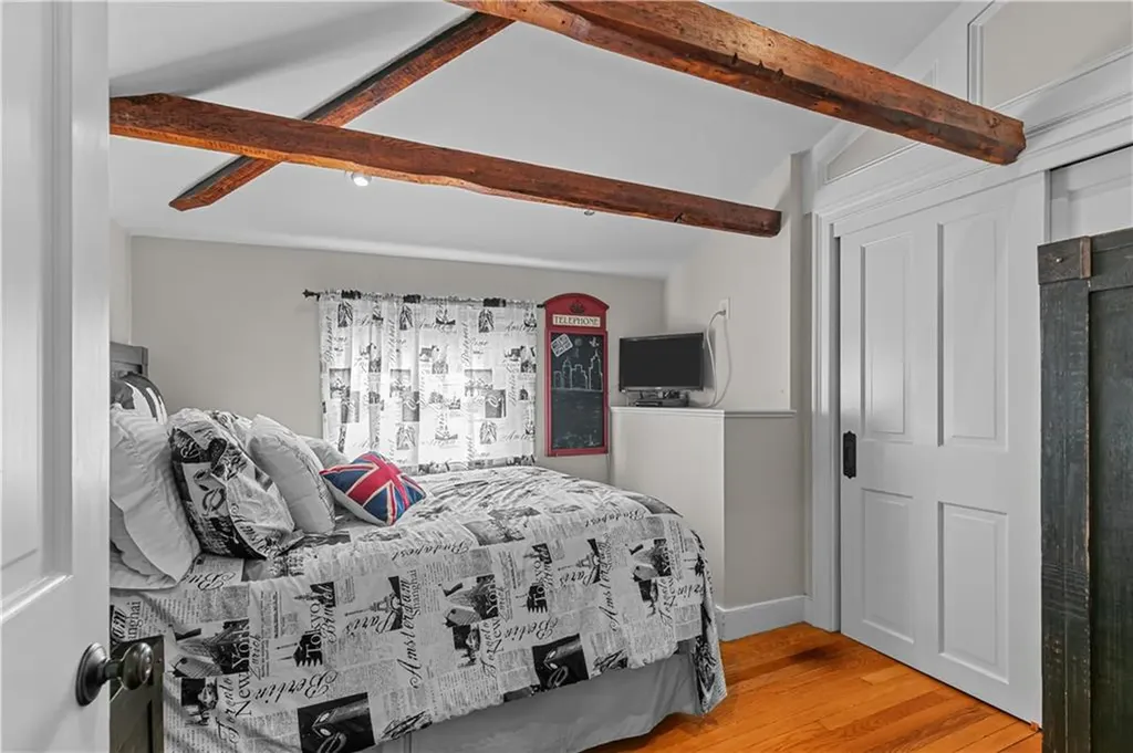 70 Church Street Newport RI 02840