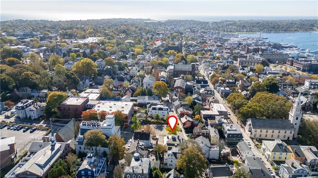70 Church Street Newport RI 02840