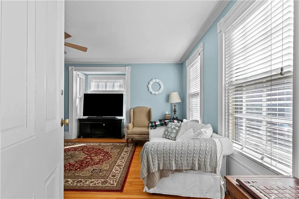70 Church Street Newport RI 02840