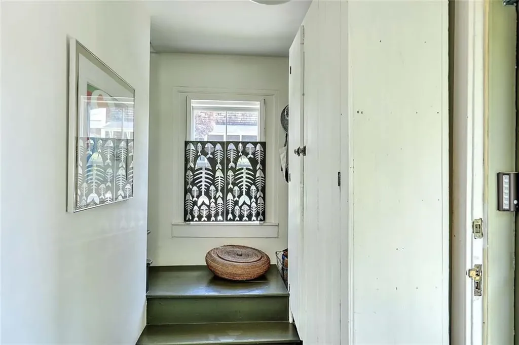 26 Bridge Street Warren RI 02885