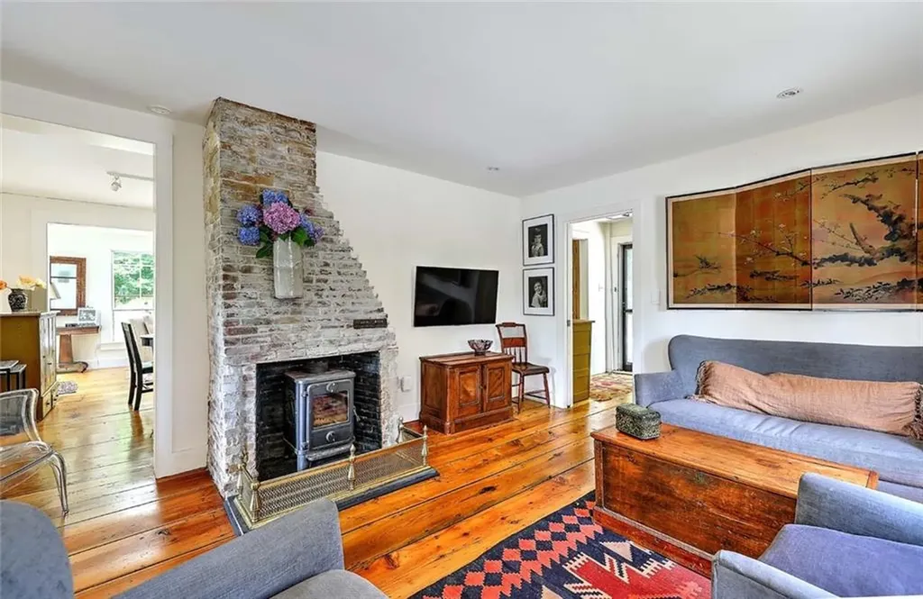 26 Bridge Street Warren RI 02885