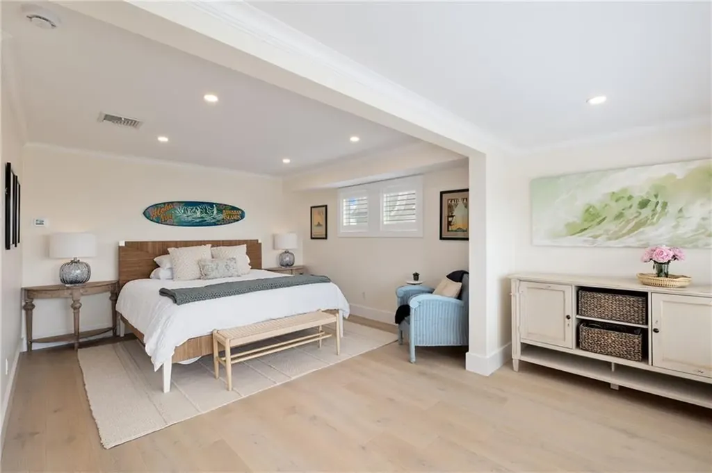7 Rosebriar Avenue South Kingstown RI 02879