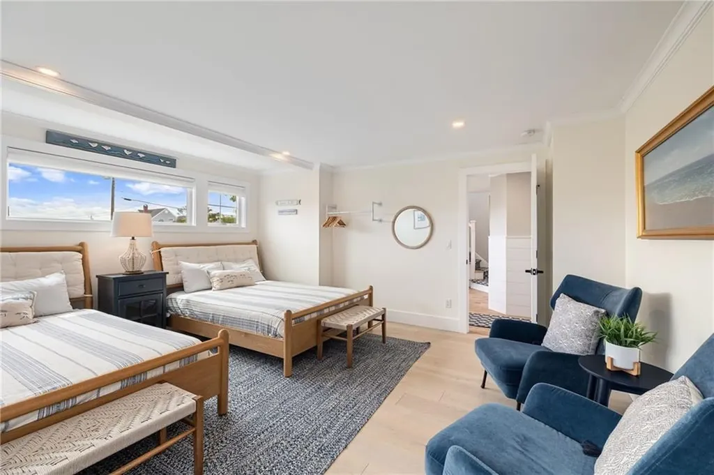 7 Rosebriar Avenue South Kingstown RI 02879