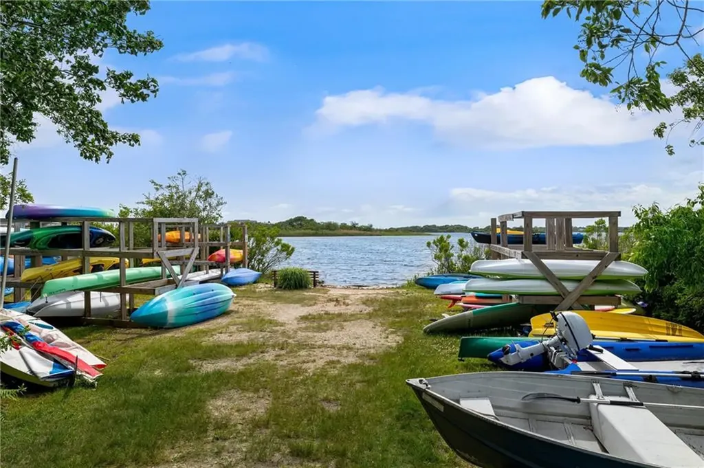 7 Rosebriar Avenue South Kingstown RI 02879