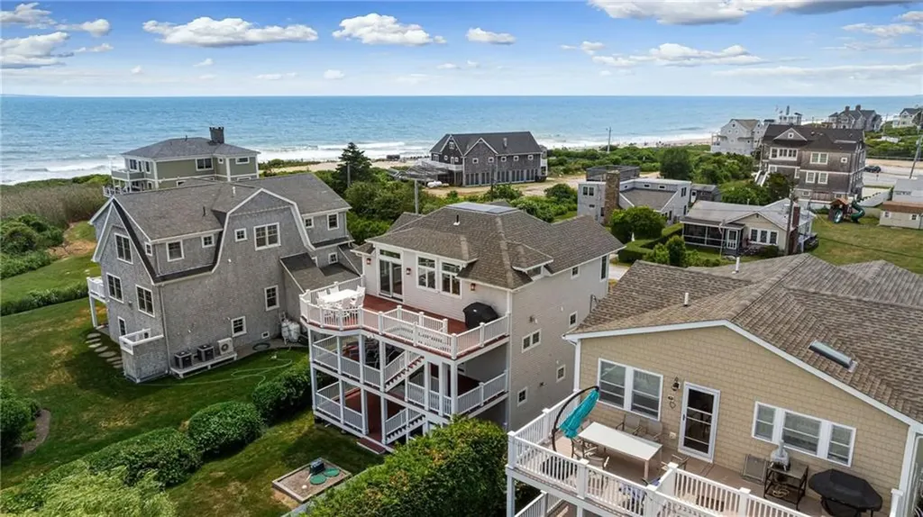 7 Rosebriar Avenue South Kingstown RI 02879
